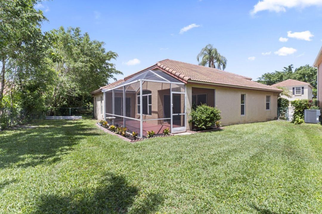 For Sale: $498,650 (3 beds, 2 baths, 1461 Square Feet)