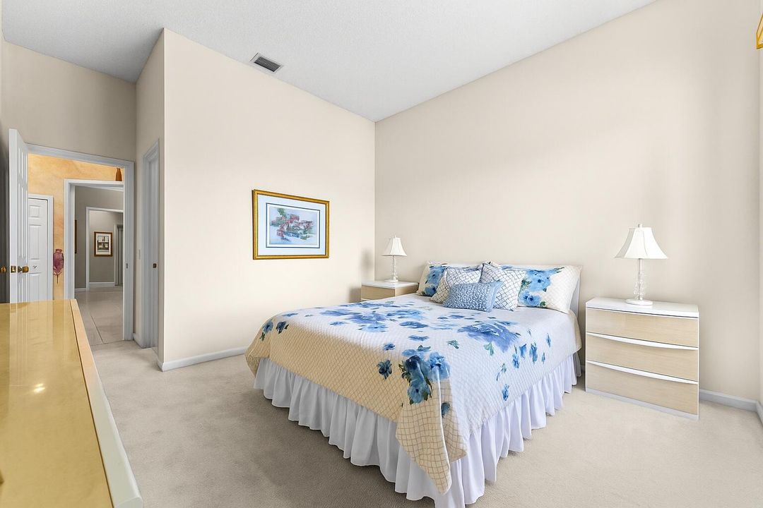 合同活跃: $3,350 (2 贝兹, 2 浴室, 2249 平方英尺)