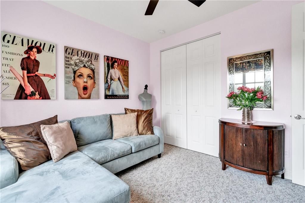 На продажу: $885,000 (6 спален, 4 ванн, 3498 Квадратных фут)