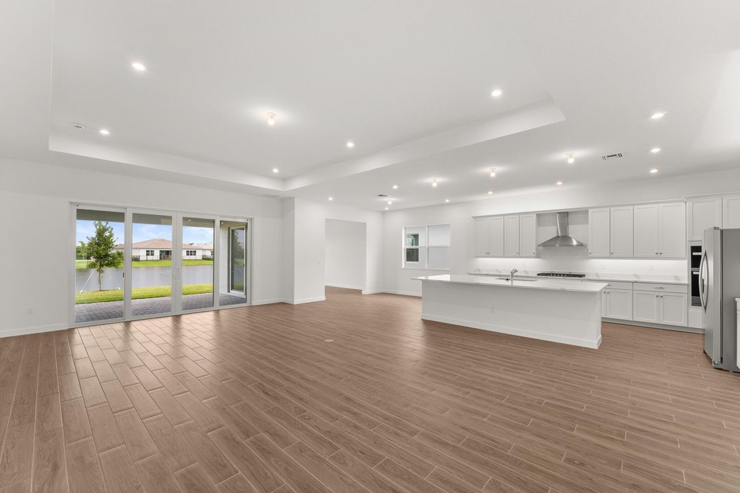 Active With Contract: $639,900 (3 beds, 2 baths, 2838 Square Feet)