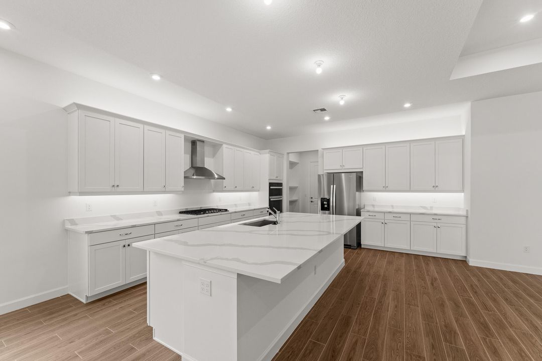 Active With Contract: $639,900 (3 beds, 2 baths, 2838 Square Feet)