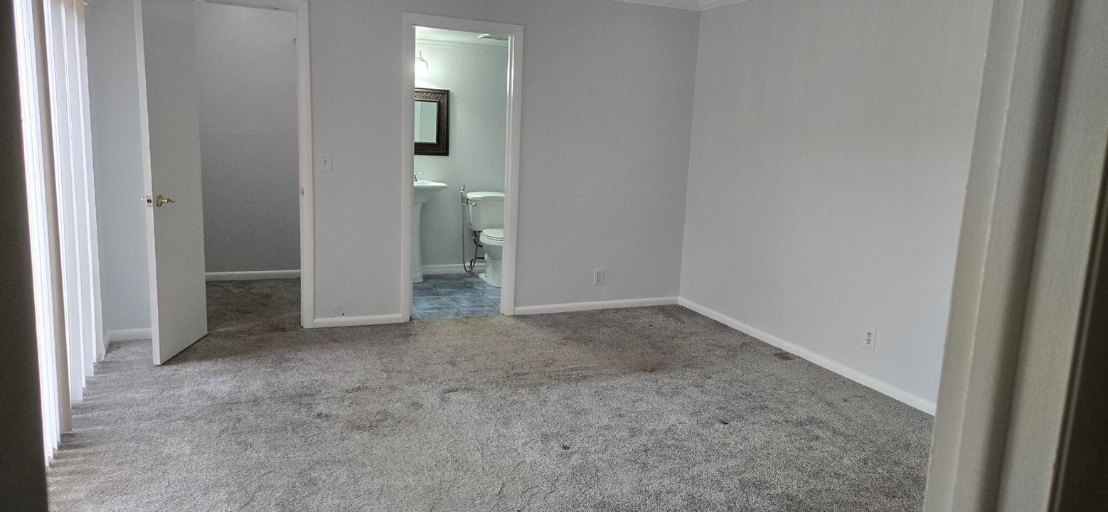 待售: $275,000 (2 贝兹, 2 浴室, 1328 平方英尺)