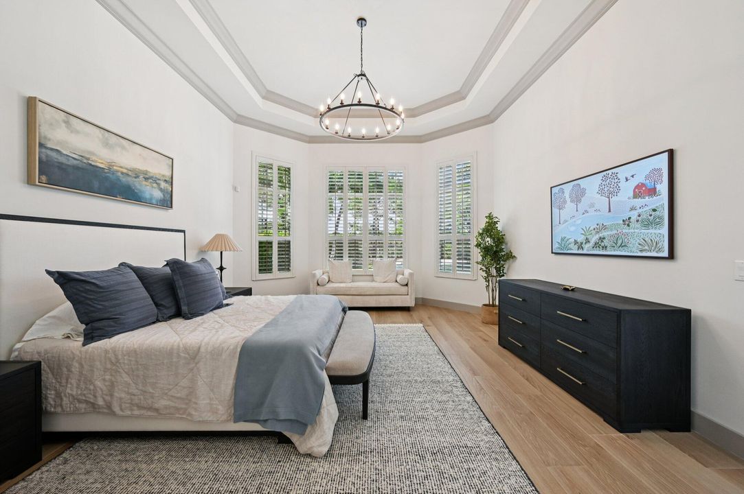 合同活跃: $2,795,000 (4 贝兹, 5 浴室, 3765 平方英尺)