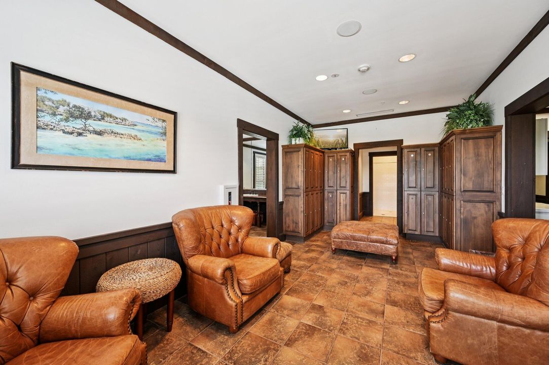 合同活跃: $2,795,000 (4 贝兹, 5 浴室, 3765 平方英尺)