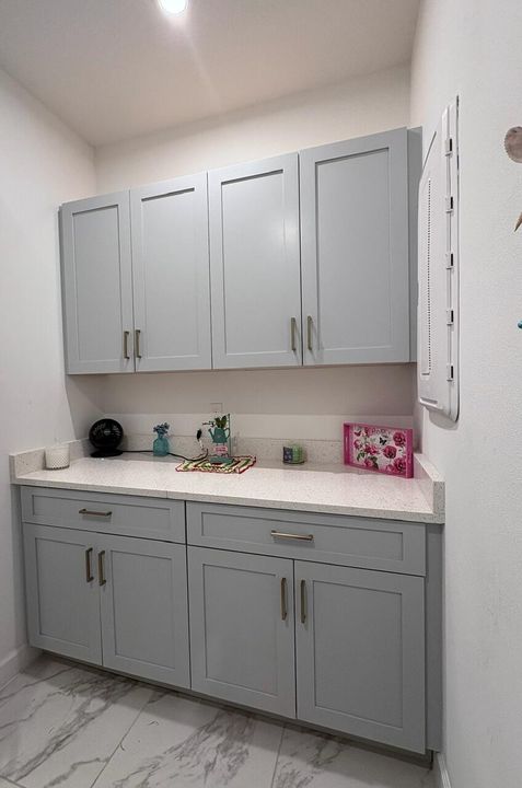 For Sale: $499,000 (3 beds, 2 baths, 1998 Square Feet)