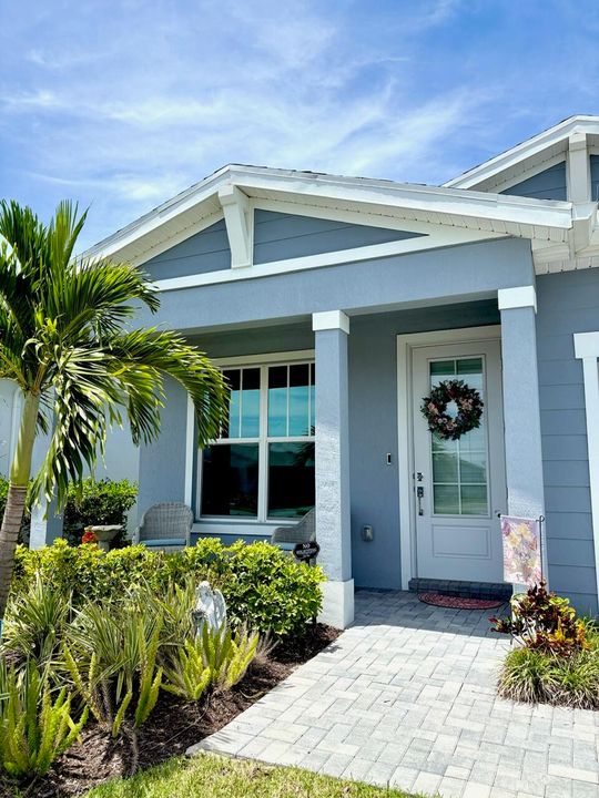 For Sale: $499,000 (3 beds, 2 baths, 1998 Square Feet)