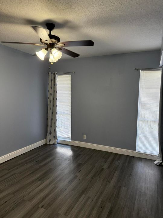 For Rent: $2,000 (2 beds, 2 baths, 1080 Square Feet)