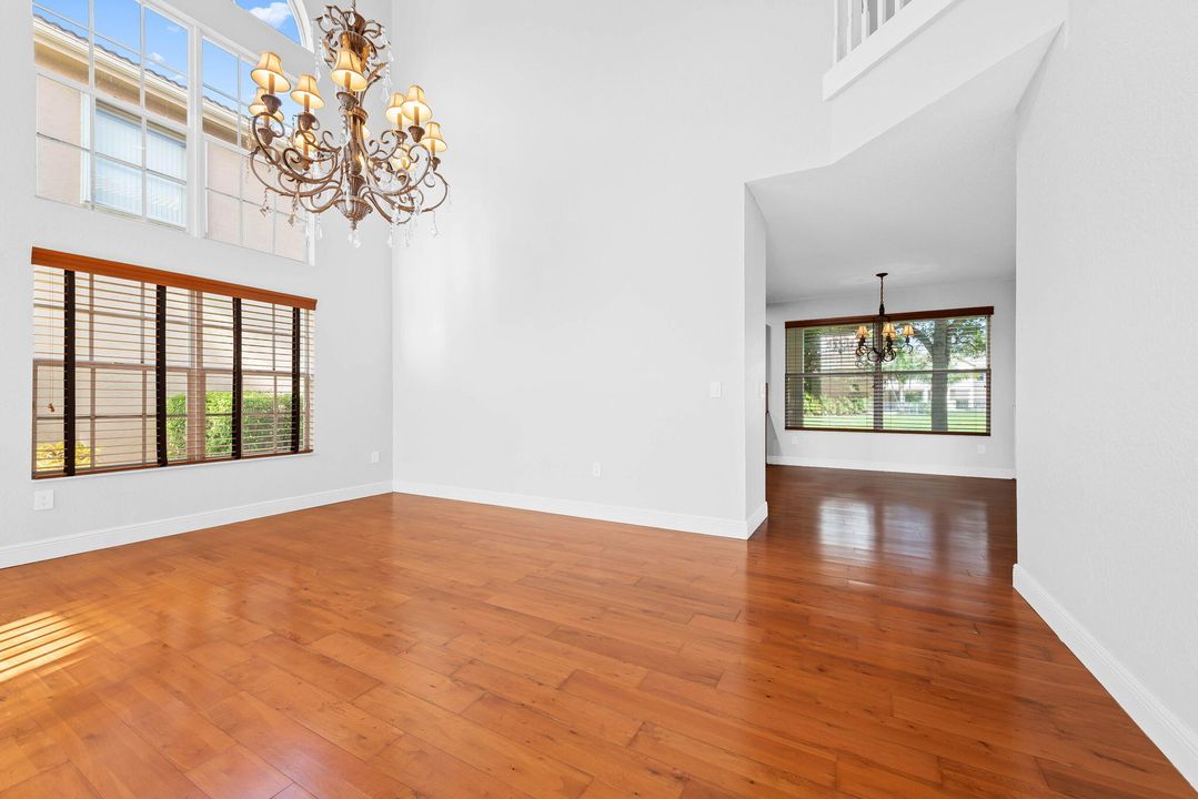 待售: $1,200,000 (6 贝兹, 4 浴室, 4091 平方英尺)