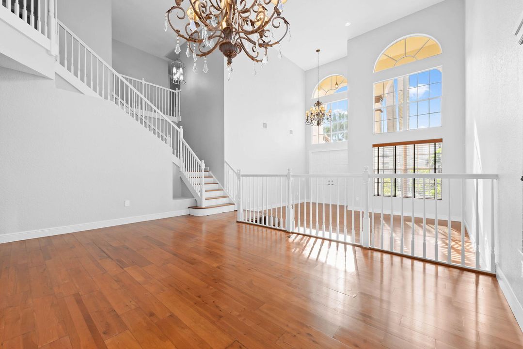 待售: $1,200,000 (6 贝兹, 4 浴室, 4091 平方英尺)