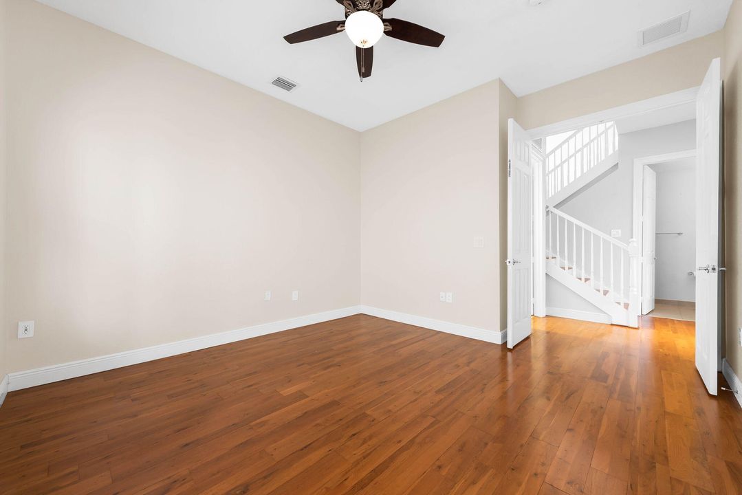 待售: $1,200,000 (6 贝兹, 4 浴室, 4091 平方英尺)