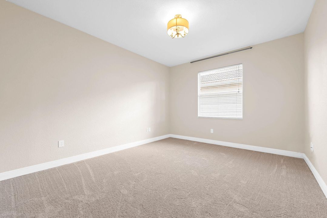 待售: $1,200,000 (6 贝兹, 4 浴室, 4091 平方英尺)