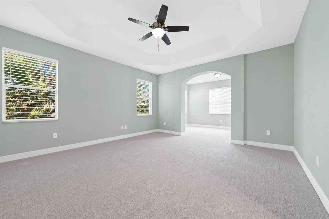 待售: $1,200,000 (6 贝兹, 4 浴室, 4091 平方英尺)