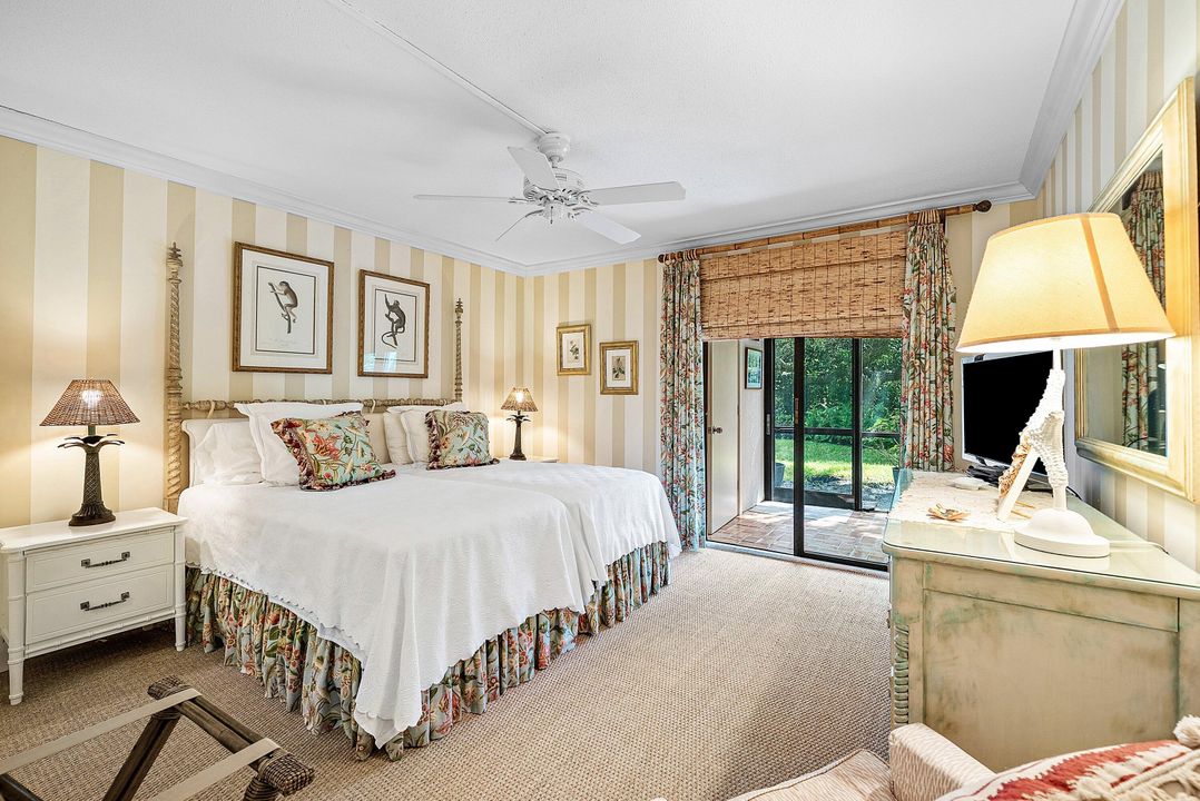 Active With Contract: $275,000 (2 beds, 2 baths, 1479 Square Feet)