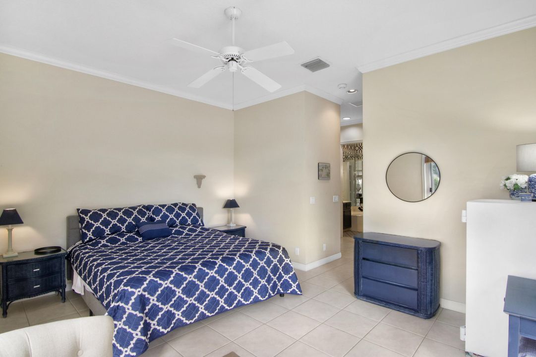 Activo con contrato: $9,800 (3 camas, 3 baños, 1928 Pies cuadrados)