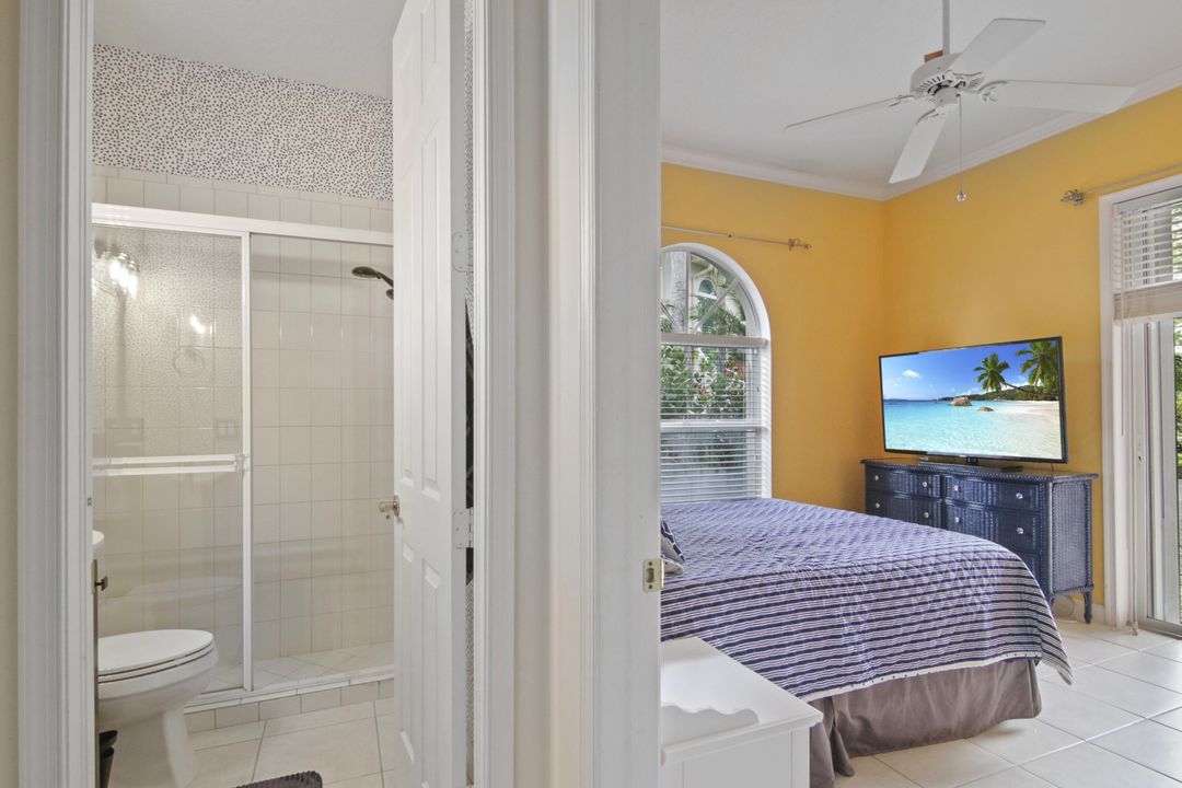 Activo con contrato: $9,800 (3 camas, 3 baños, 1928 Pies cuadrados)