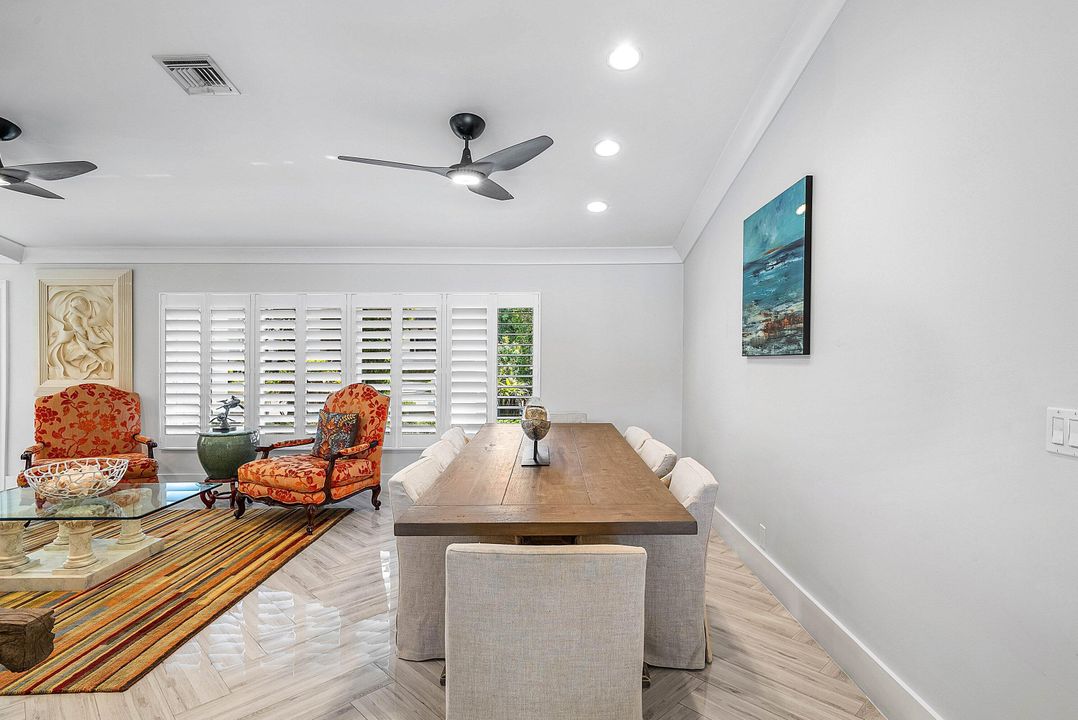 На продажу: $3,875,150 (5 спален, 4 ванн, 4079 Квадратных фут)