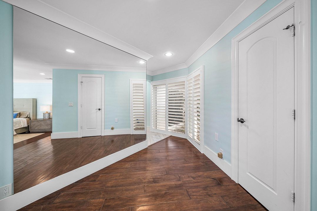 На продажу: $3,875,150 (5 спален, 4 ванн, 4079 Квадратных фут)