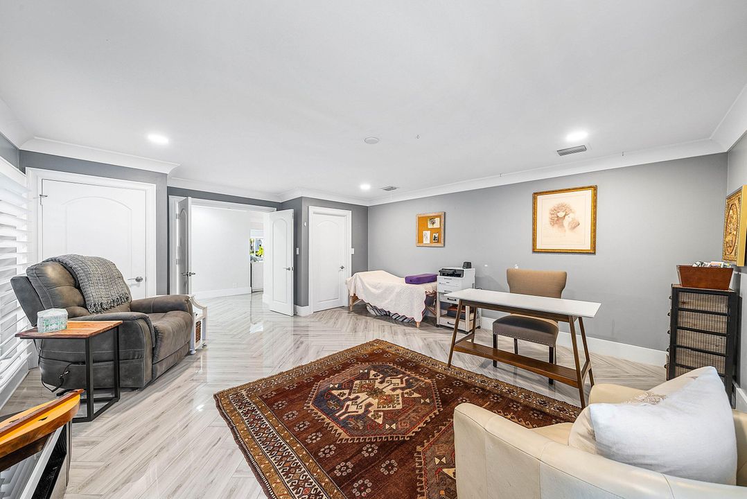 На продажу: $3,875,150 (5 спален, 4 ванн, 4079 Квадратных фут)