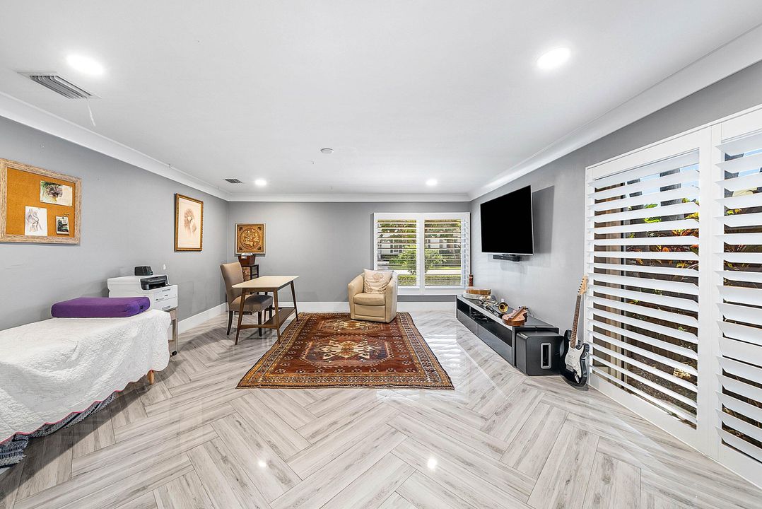 На продажу: $3,875,150 (5 спален, 4 ванн, 4079 Квадратных фут)