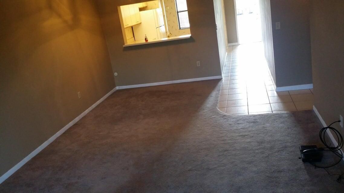 Activo con contrato: $114,900 (2 camas, 2 baños, 1360 Pies cuadrados)