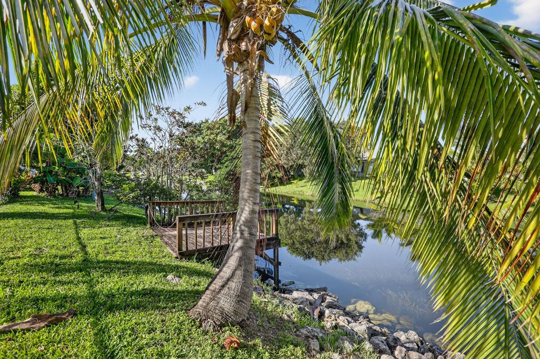 待售: $375,000 (2 贝兹, 2 浴室, 1587 平方英尺)