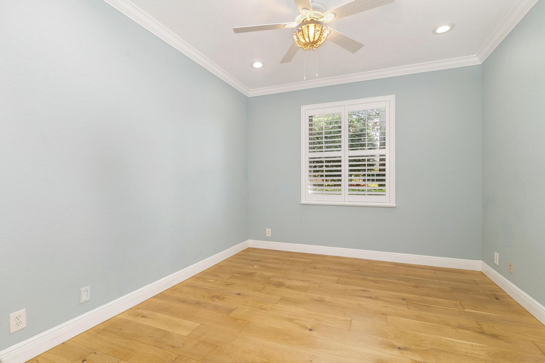 待售: $670,000 (2 贝兹, 2 浴室, 1993 平方英尺)