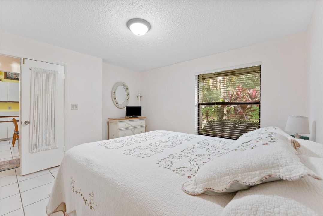 En Venta: $319,900 (2 camas, 2 baños, 1484 Pies cuadrados)