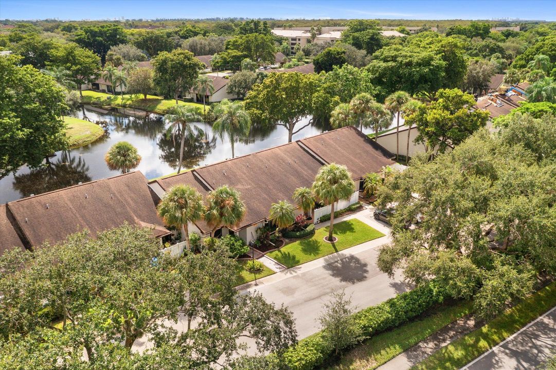 En Venta: $319,900 (2 camas, 2 baños, 1484 Pies cuadrados)