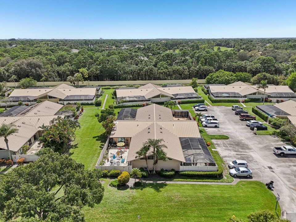 Active With Contract: $364,900 (3 beds, 2 baths, 1276 Square Feet)