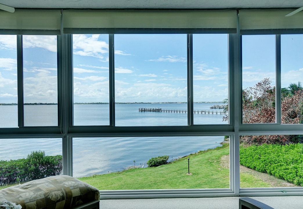 待售: $444,000 (2 贝兹, 2 浴室, 1227 平方英尺)