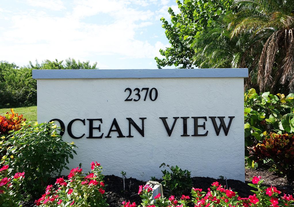 待售: $444,000 (2 贝兹, 2 浴室, 1227 平方英尺)