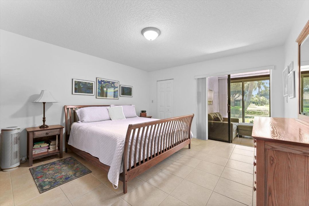 En Venta: $319,900 (2 camas, 2 baños, 1484 Pies cuadrados)