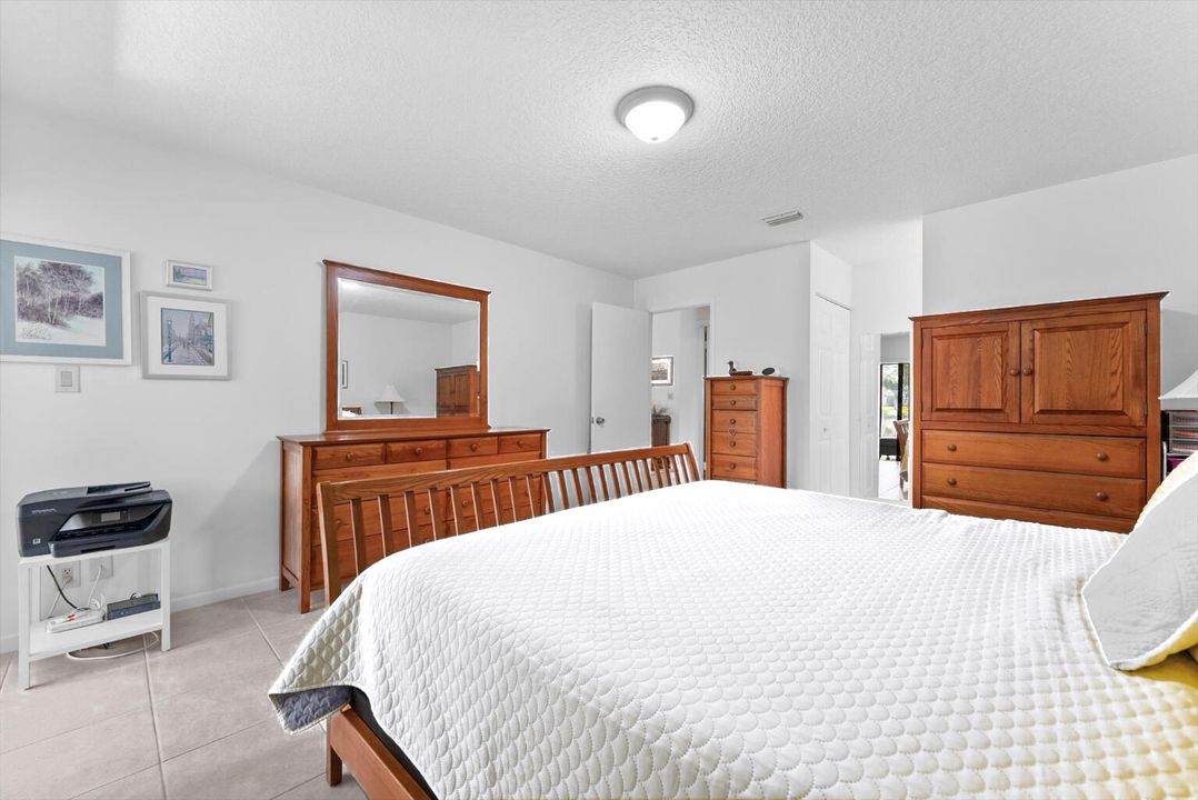 En Venta: $319,900 (2 camas, 2 baños, 1484 Pies cuadrados)