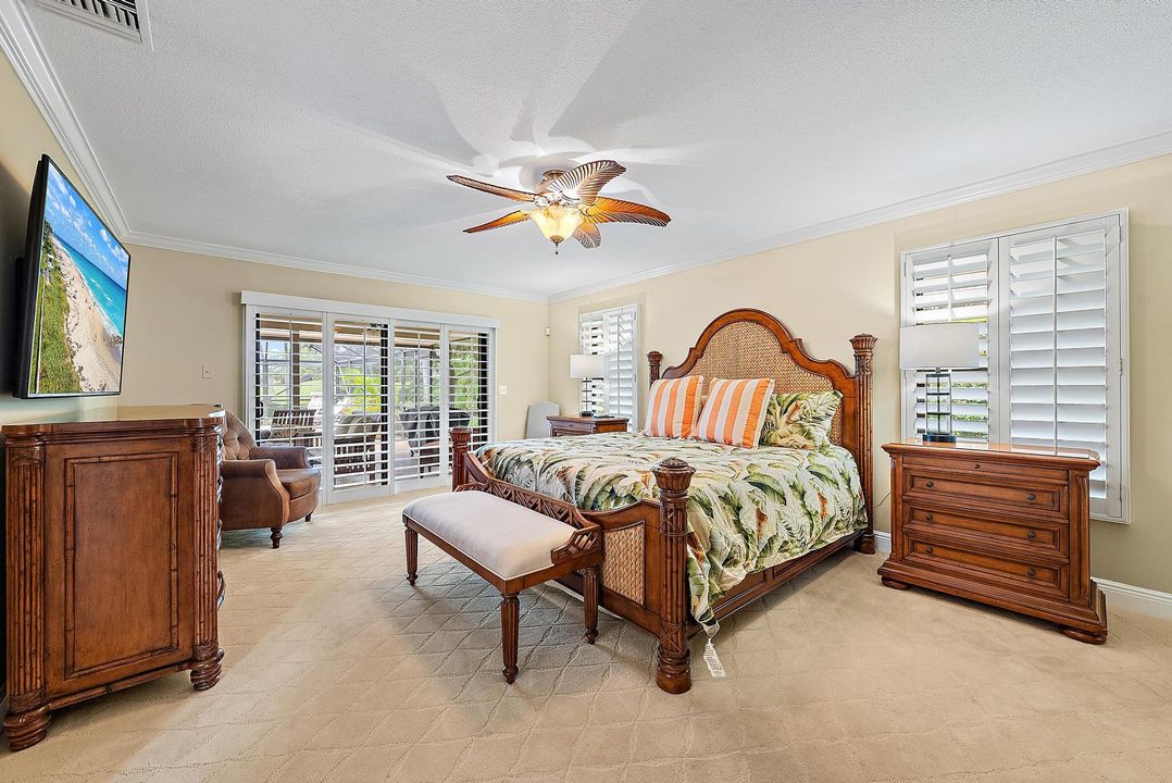 出租: $14,000 (3 贝兹, 3 浴室, 2752 平方英尺)