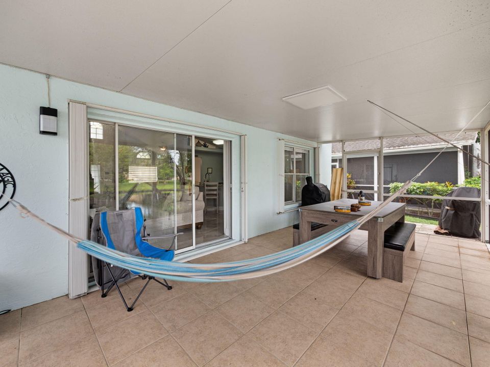 待售: $585,000 (3 贝兹, 2 浴室, 2160 平方英尺)