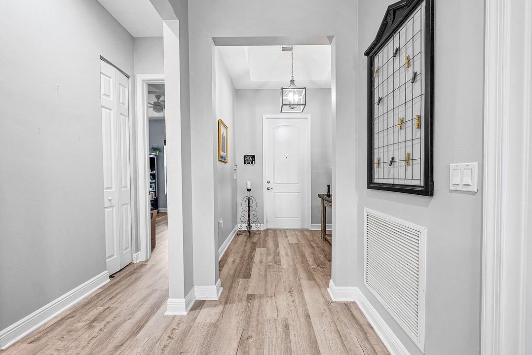 На продажу: $525,000 (2 спален, 2 ванн, 1744 Квадратных фут)