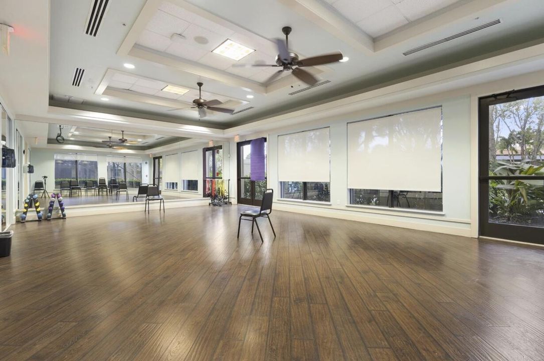 На продажу: $525,000 (2 спален, 2 ванн, 1744 Квадратных фут)