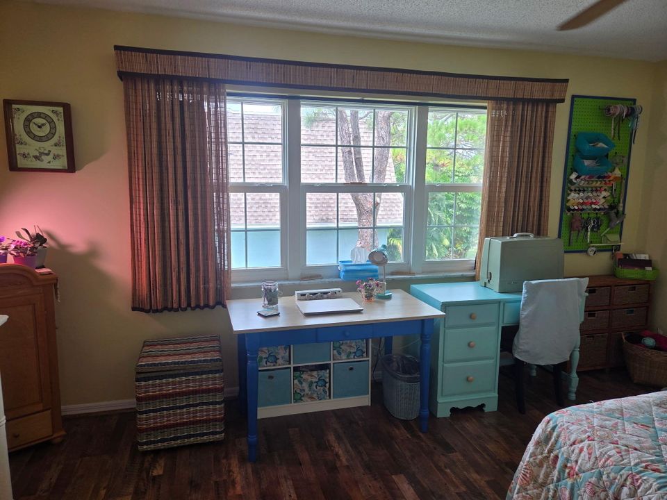 For Sale: $158,000 (2 beds, 1 baths, 1152 Square Feet)