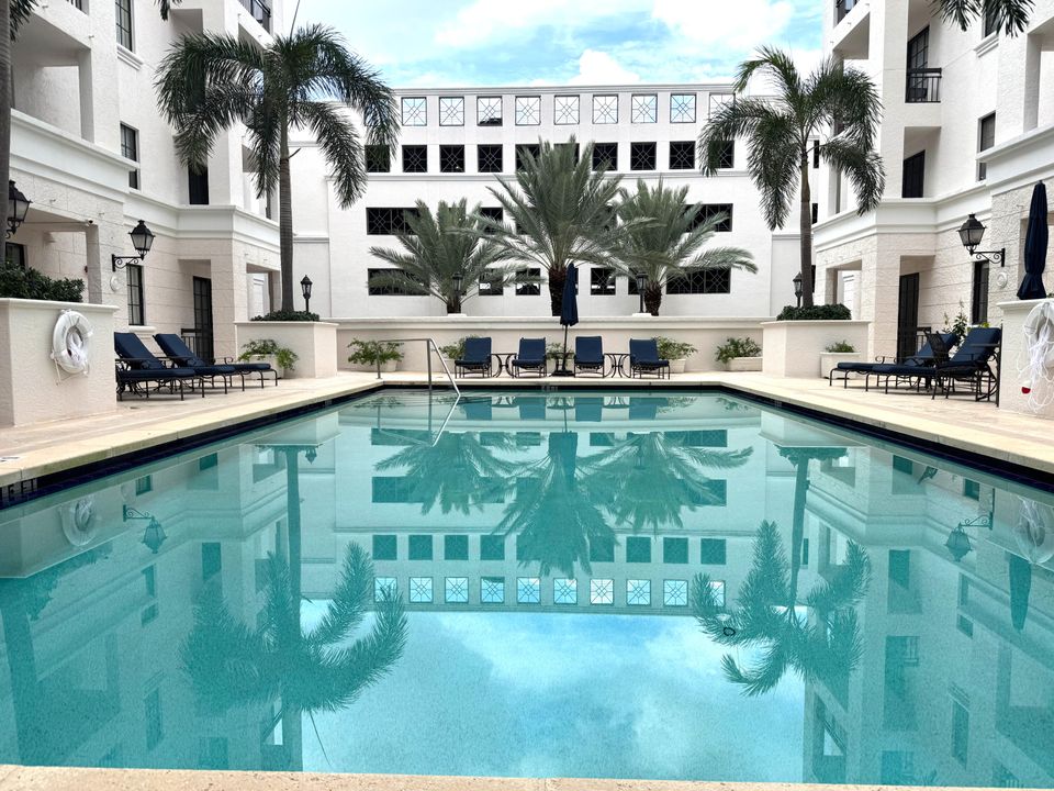 出租: $4,300 (3 贝兹, 2 浴室, 1362 平方英尺)