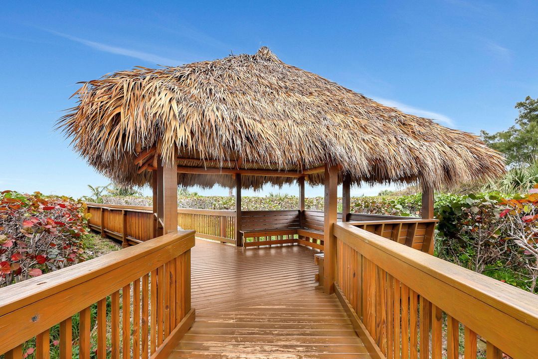 待售: $495,000 (2 贝兹, 2 浴室, 1310 平方英尺)