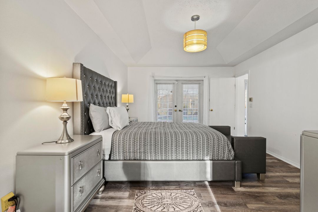 合同活跃: $449,000 (3 贝兹, 2 浴室, 2003 平方英尺)