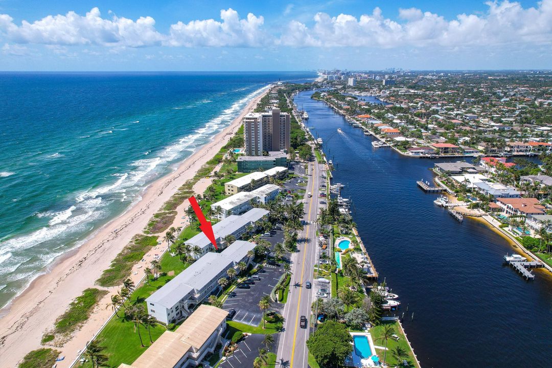 合同活跃: $249,000 (1 贝兹, 2 浴室, 850 平方英尺)