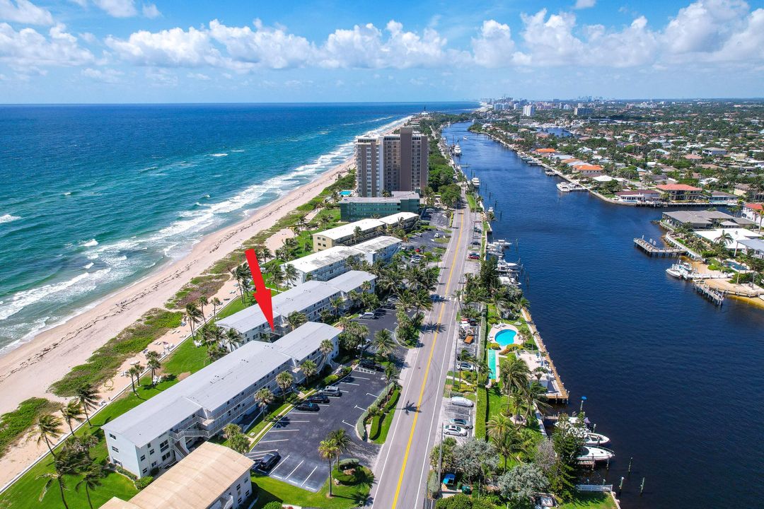 合同活跃: $249,000 (1 贝兹, 2 浴室, 850 平方英尺)