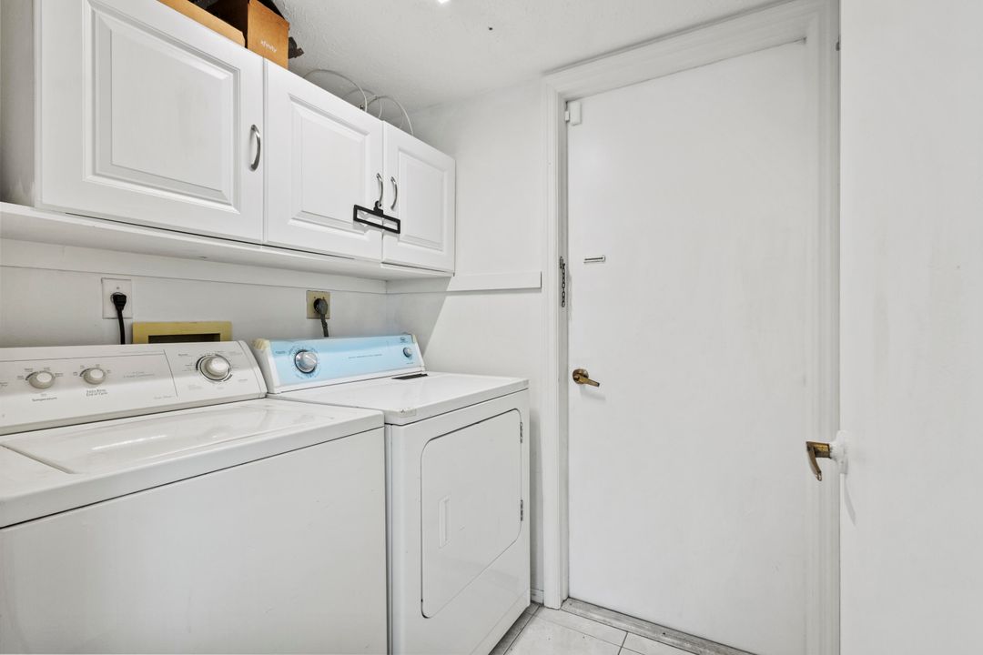 合同活跃: $449,000 (3 贝兹, 2 浴室, 2003 平方英尺)