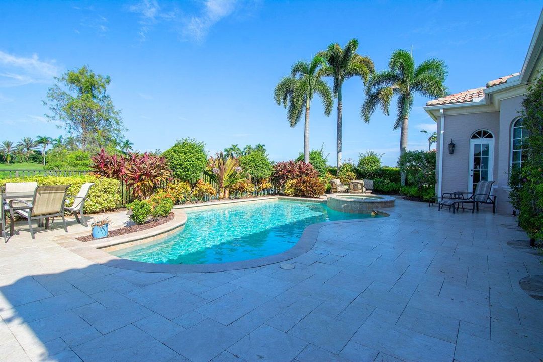 Activo con contrato: $1,299,000 (3 camas, 4 baños, 3118 Pies cuadrados)