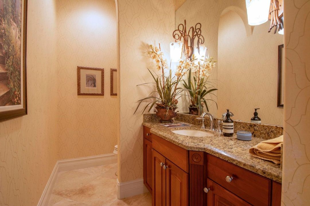 Activo con contrato: $1,299,000 (3 camas, 4 baños, 3118 Pies cuadrados)