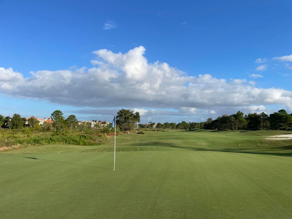 Activo con contrato: $1,299,000 (3 camas, 4 baños, 3118 Pies cuadrados)