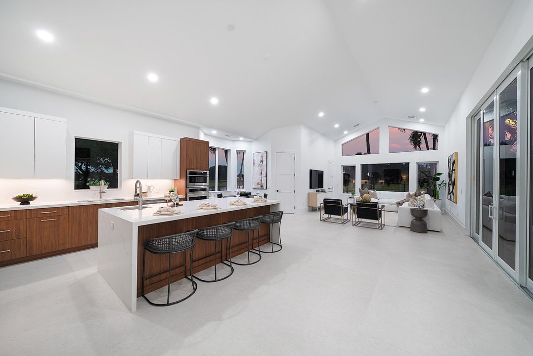 En Venta: $2,950,000 (5 camas, 5 baños, 4352 Pies cuadrados)