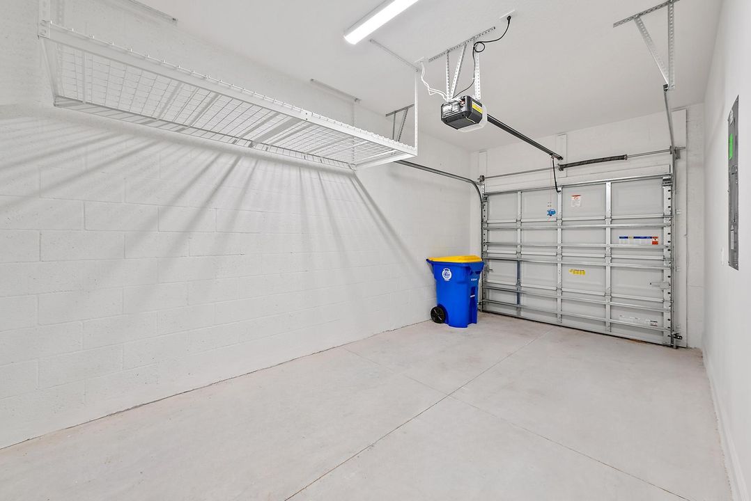 For Sale: $455,000 (3 beds, 2 baths, 1750 Square Feet)