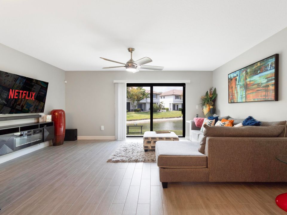 En Venta: $432,000 (3 camas, 2 baños, 1609 Pies cuadrados)